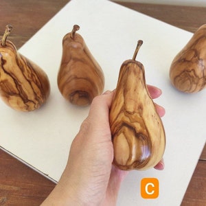 Wooden Pear natural veins - Olive wood fruits - Wooden decorations - Olive wood pear - Hand turned wooden pears - Collectables