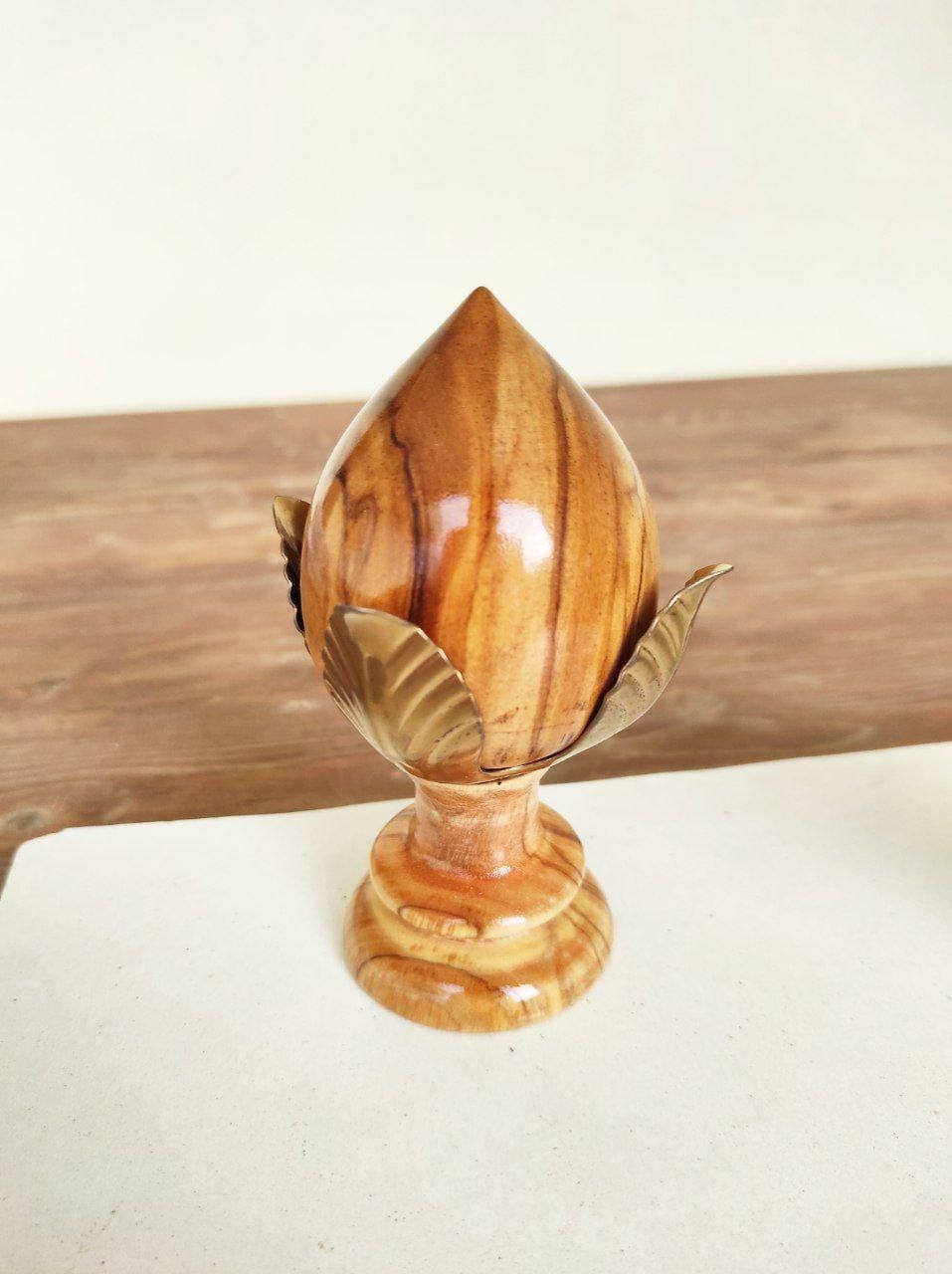 Wooden pumo - Puglia - Apulian lucky charm - mothers day gift - traditional pumo - Puglia gift - Italian decoration - wooden knob