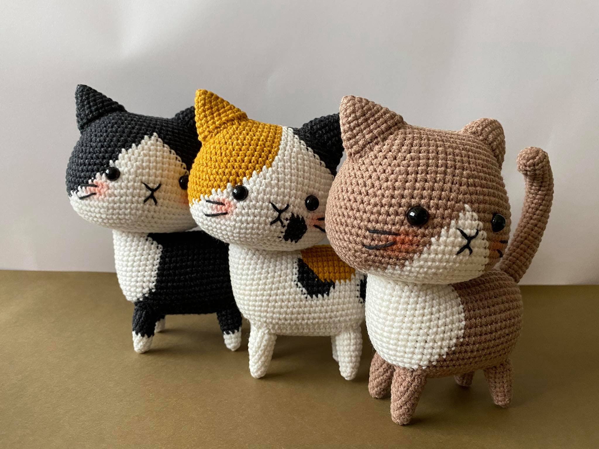 かぎ針編みの猫、手作りあみぐるみおもちゃ、ぬいぐるみ