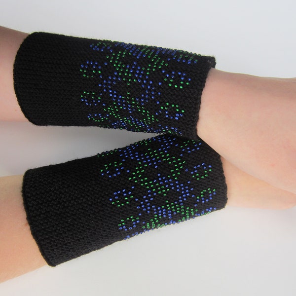 Merino wool cuffs - handmade accessory - knitted beaded accessory - seed bead wrist warmers - traditional outfit - woman gift - pulse warmer