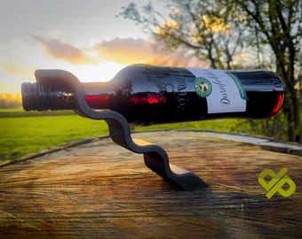 Gravity wine holder (wine bottles) – Modern design for indoor & outdoor use | Stylish gift for wine lovers / connoisseurs
