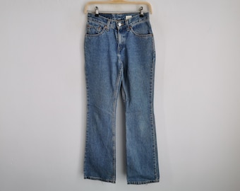 W36” L31” Vintage Levi's 517 Jeans: 90s USA Made, Medium Dark Wash