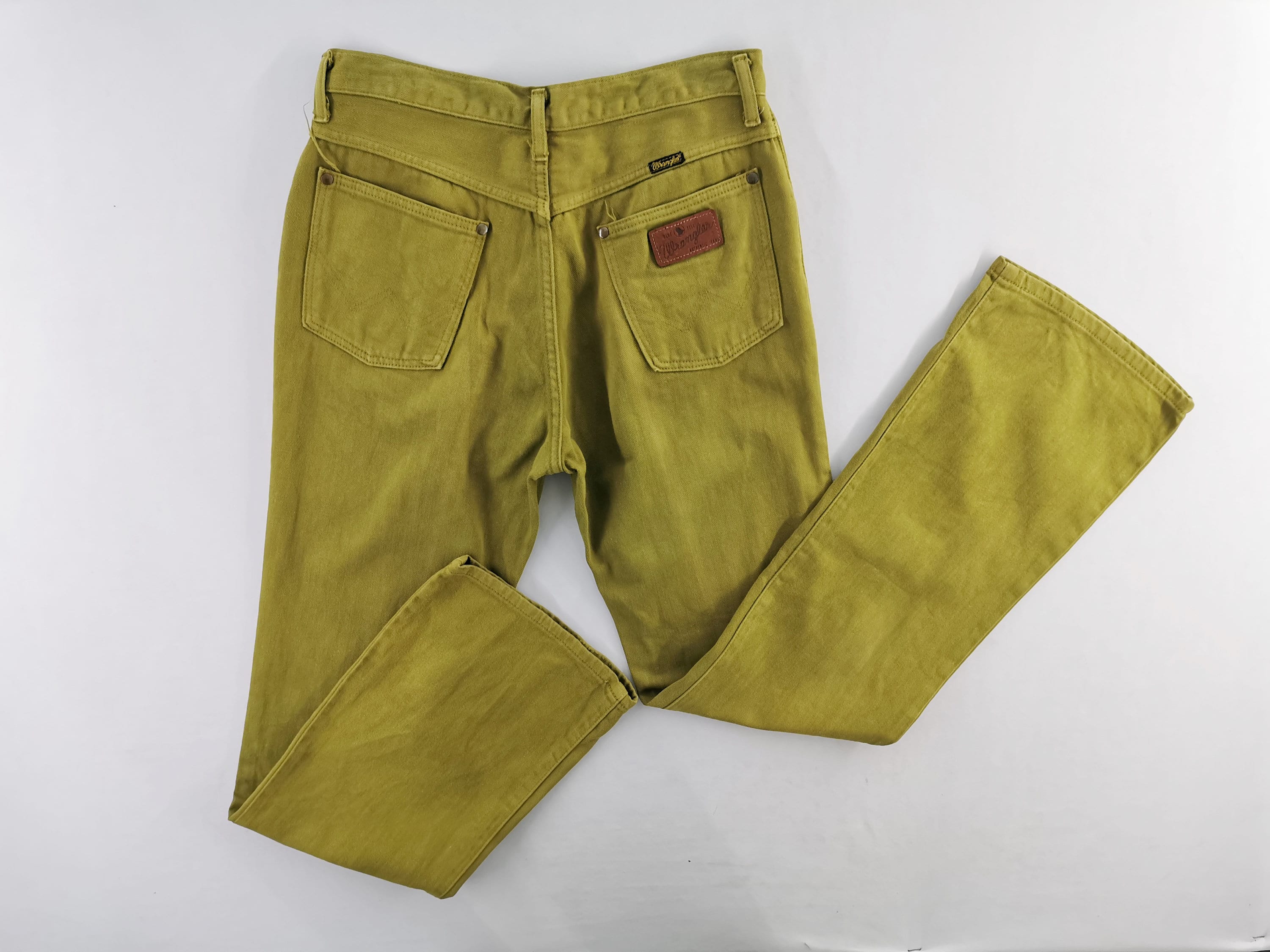 Green wrangler sale jeans