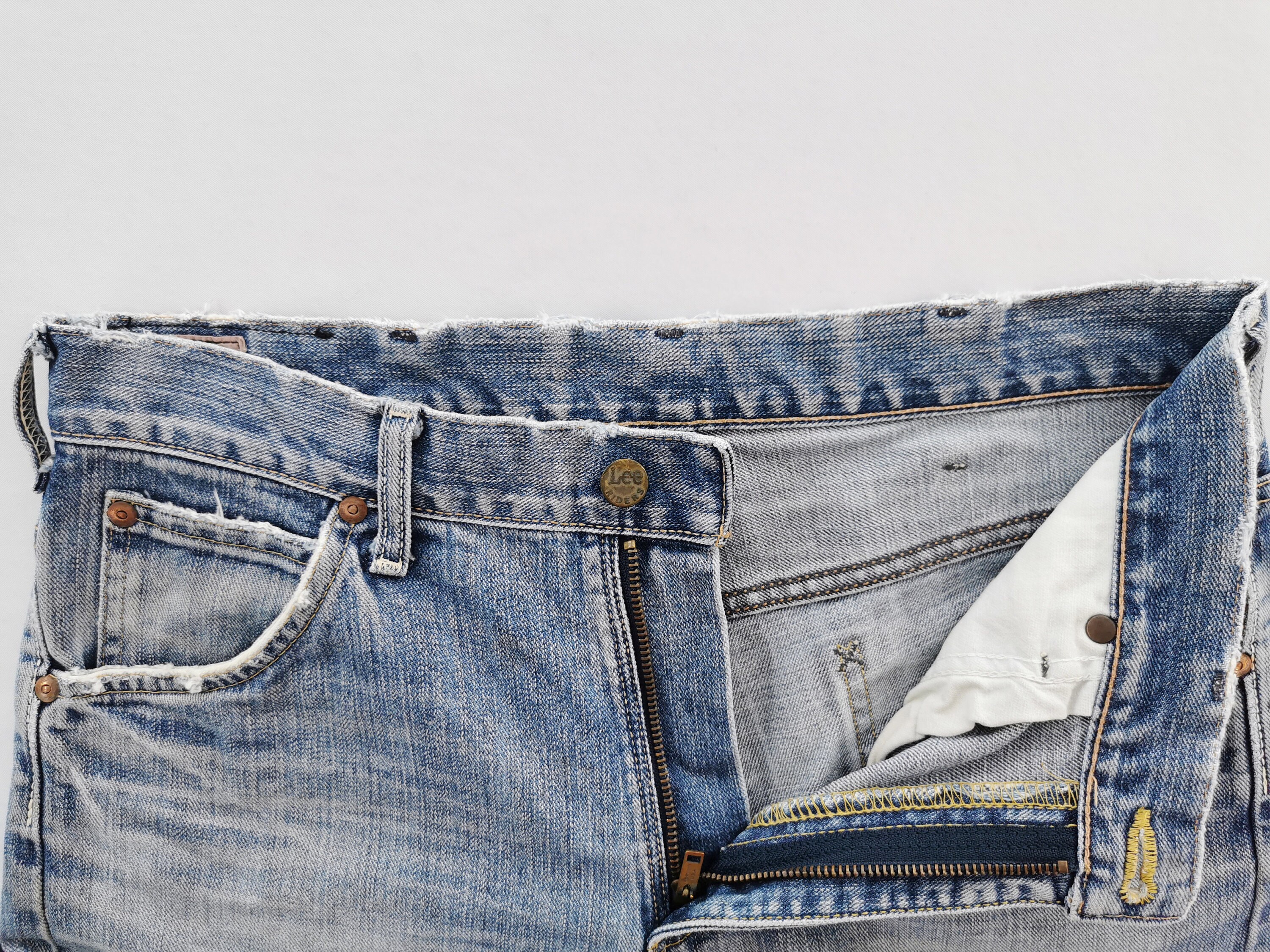Lee Jeans Distressed Vintage Size 31 Lee Made in Japan Denim