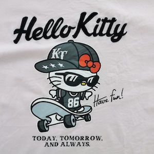 ハローキティ シャツ ハローキティ スケートボード Tシャツ サイズ L