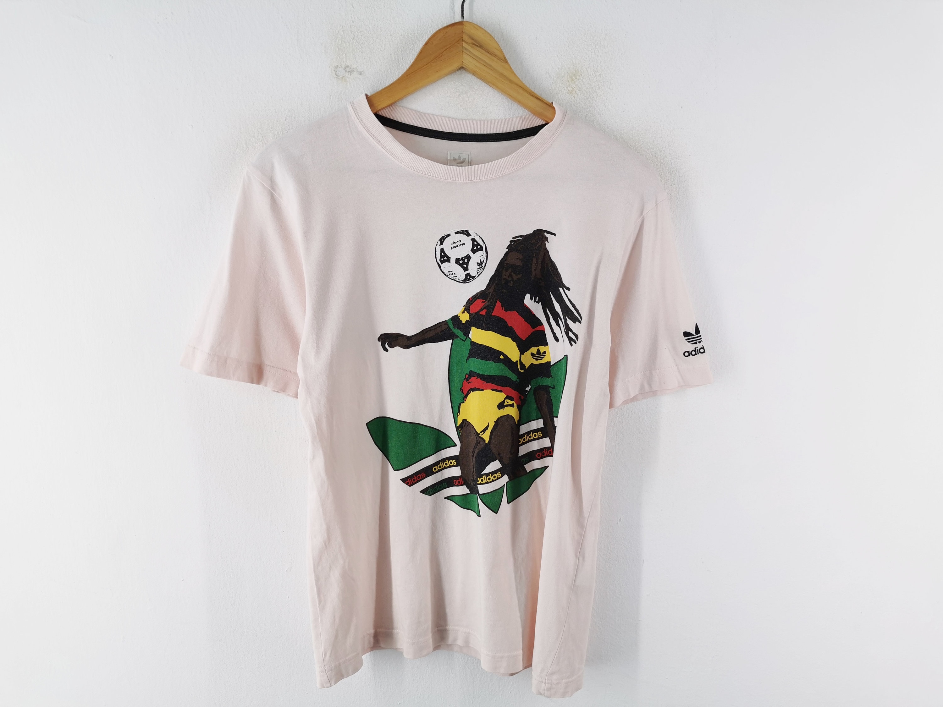 artería guapo equivocado Adidas Shirt Adidas Trefoil Bob Marley Football T Shirt Size M - Etsy  Denmark