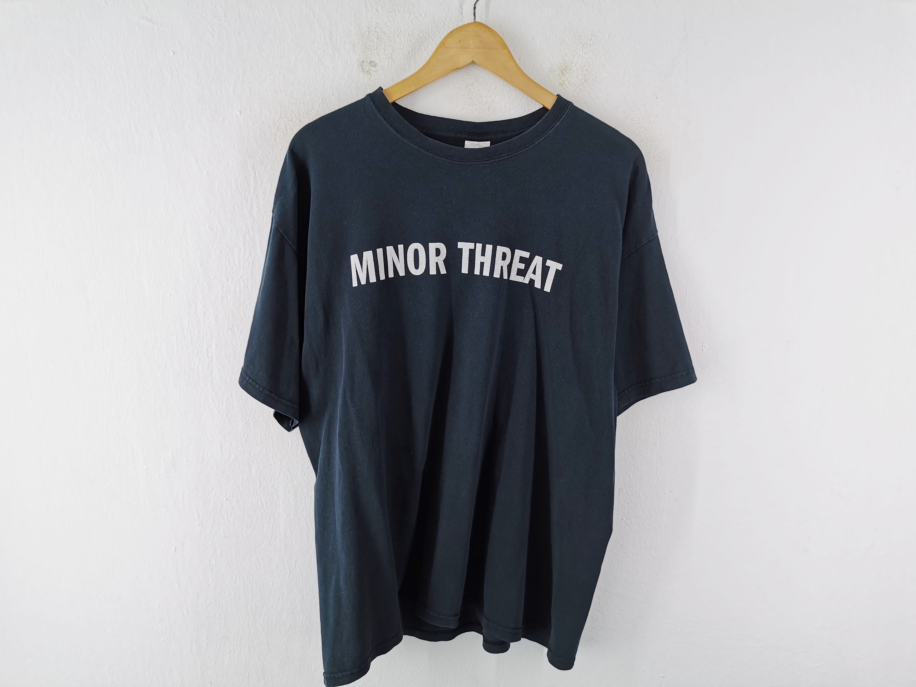 売れ筋介護用品も！ 90's T-shirt Long THREAT MINOR Tシャツ