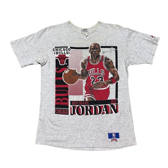 Vintage 90s Chicago Bulls Michael Jordan Big Logo T-shirt