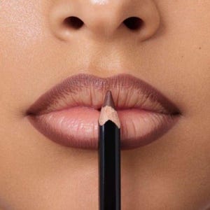 KHAIA BEAUTY Velvet Lip Liner