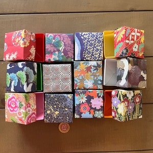 Set of 6 or 12 Handmade Origami Boxes, wedding favours, party favours, small gift boxes, Valentine’s gifts