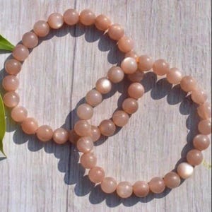 8 MM - Bransoletka z brzoskwiniowego kamienia księżycowego - Bransoletki z koralików - Delikatna bransoletka damska - Bransoletka rozciągliwa - Prezenty unisex - Biżuteria ręcznie robiona