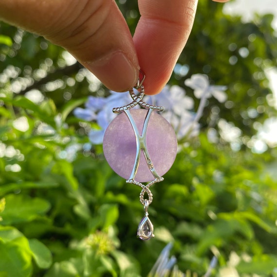 Vintage 14K Translucent Lavender Jade, Amethyst, and … Gem