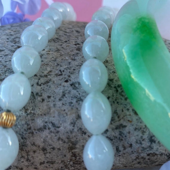 Vintage Pale Green Oval Jade with 14k Gold Beads … - image 5