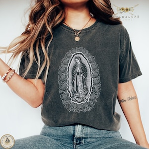 Camiseta retro de Guadalupe, camiseta mexicana de la Virgencita, camiseta religiosa, camiseta de Nuestra Señora, camiseta católica vintage, idea de regalo navideño de moda