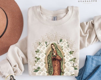 Plus Größe Virgen Of Guadalupe Pullover, Jungfrau Maria Geschenke, Virgencita Boho Crewneck, Espiritual Mom Geschenke, Katholische Feiertage