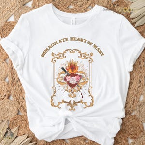 Boho Vintage Style Immaculate Heart of Mary Tshirt, Blessed Virgin Mary T-shirt, Mother of God Tee, Catholic Gifts, Devotional Gifts for Her