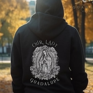Virgencita Men Hoodie, Nuestra Señora de Guadalupe Sudadera con capucha, Jersey Virgen de Guadalupe, Vintage Catholic Hoodie Boho