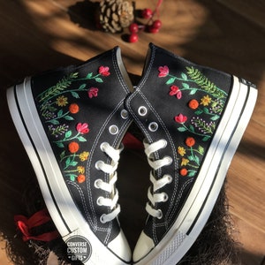 Embroidered converse/ Custom Embroidered Converse/ Converse Custom Flower Embroidery/ Chuck Taylor Converse Women's