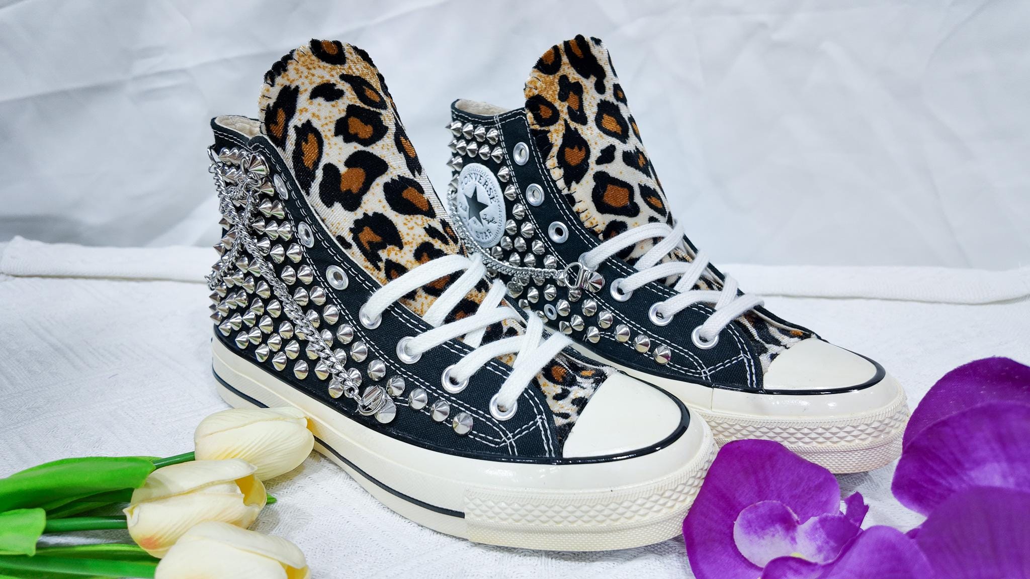靴 Leopard Studs Leather High Cut Sneaker Handmade Studded Leopard Converse | High Top Custom Sneakers