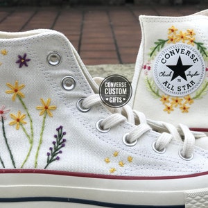 Hand Embroidered Floral Converse Chuck Taylor 70 Women&#39;s Shoes