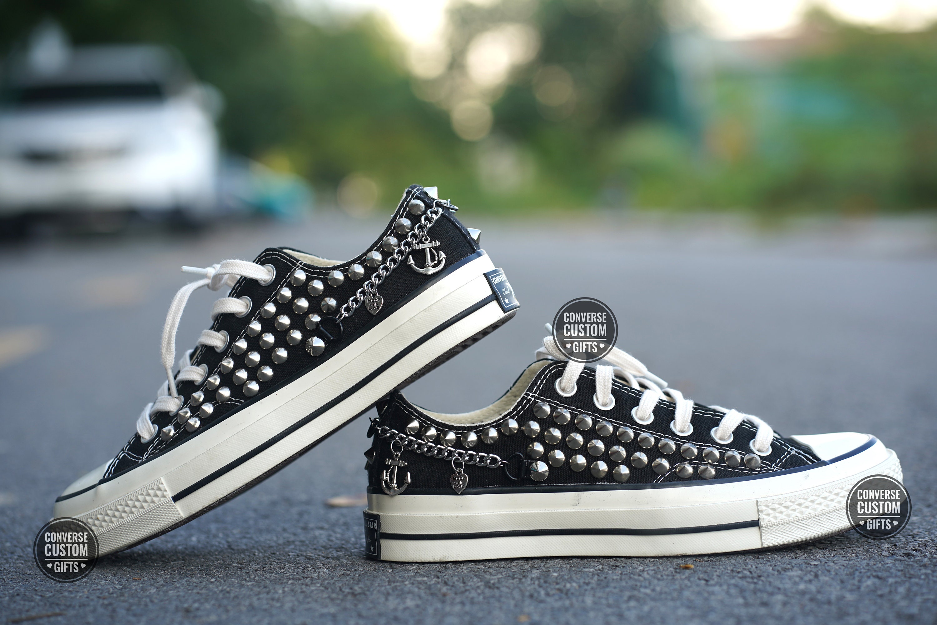 Converse basse borchie 2025