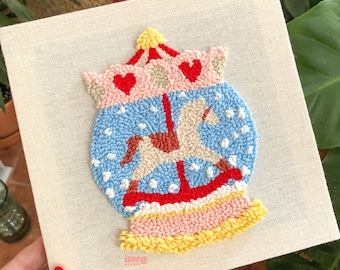 Decoración navideña de pared hecha a mano con aguja perforada: Bola de nieve de carrusel