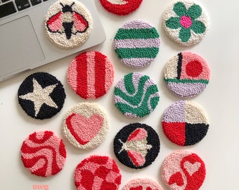 Posavasos para coche con diseño de aguja perforadora: tapete para taza rosa, juego de 2