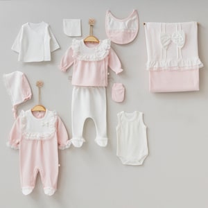 Newborn Baby Girl Coming Home Outfit, Newborn Baby clothes Set, Baby Shower Gift, Cute clothes set for Newborn Baby Girl, Baby Shower Gift