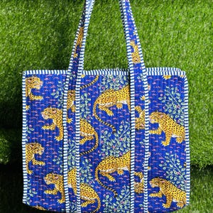 Medium Size Quilted Tote Bag, Handmade Tote Quilted Bag Indian Cotton Tote Bag, Travel Tote Bag, Shoulder Tote Bag, Medium Size Tote Bag