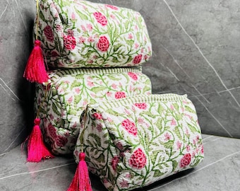 Neceser acolchado con estampado floral indio: neceser de viaje