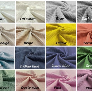 Puede incluir: Una colecci&oacute;n de 16 muestras de tela en varios colores, incluyendo blanco, blanco roto, gris, gris oscuro, beige claro, beige, amarillo, terracota, azul, azul &iacute;ndigo, azul vaquero, verde, verde claro, rosa polvoriento, rosa y ciruela. La tela es un algod&oacute;n suave y texturizado.