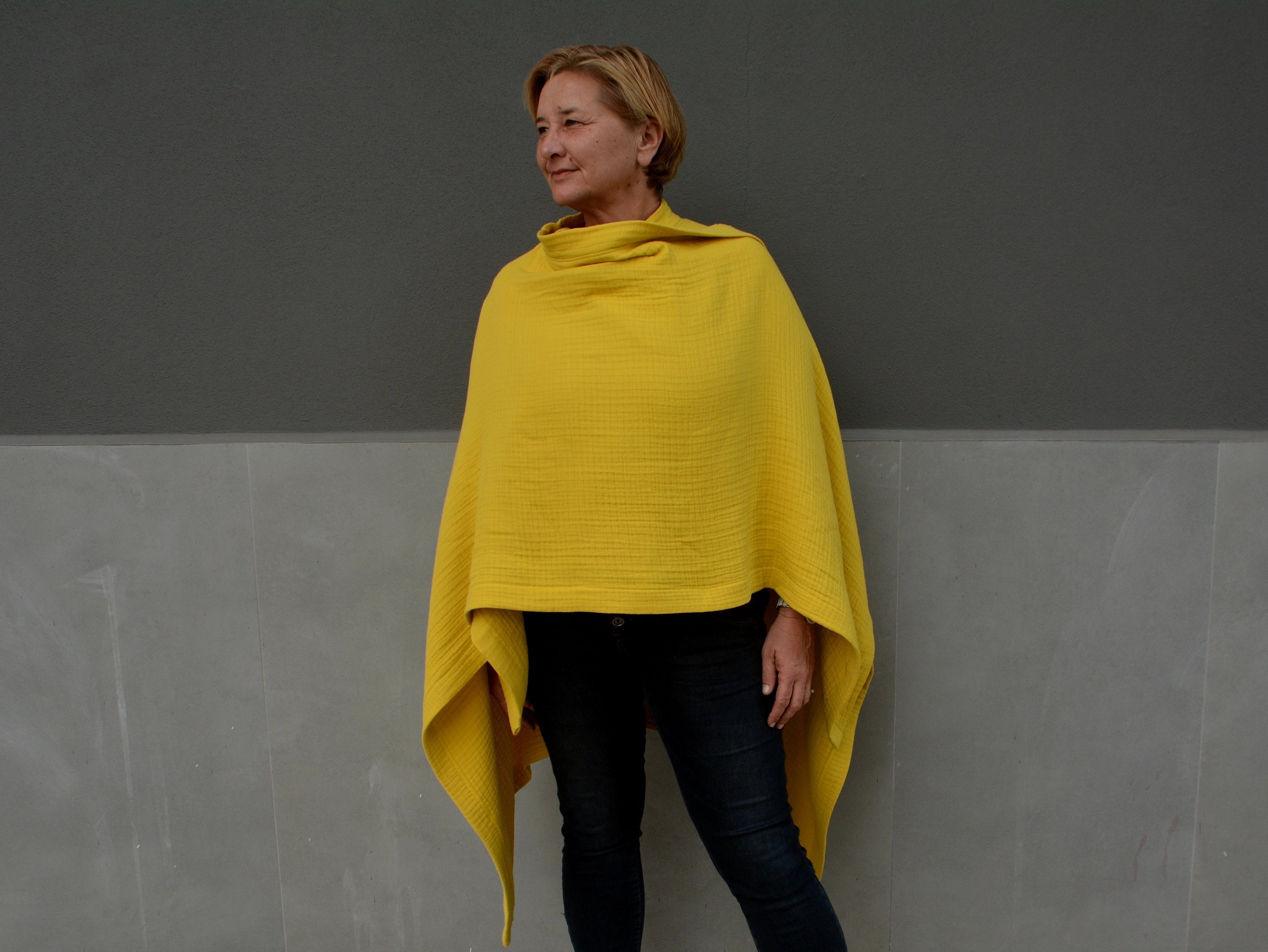 Vivo Binti High Low Poncho - Mustard