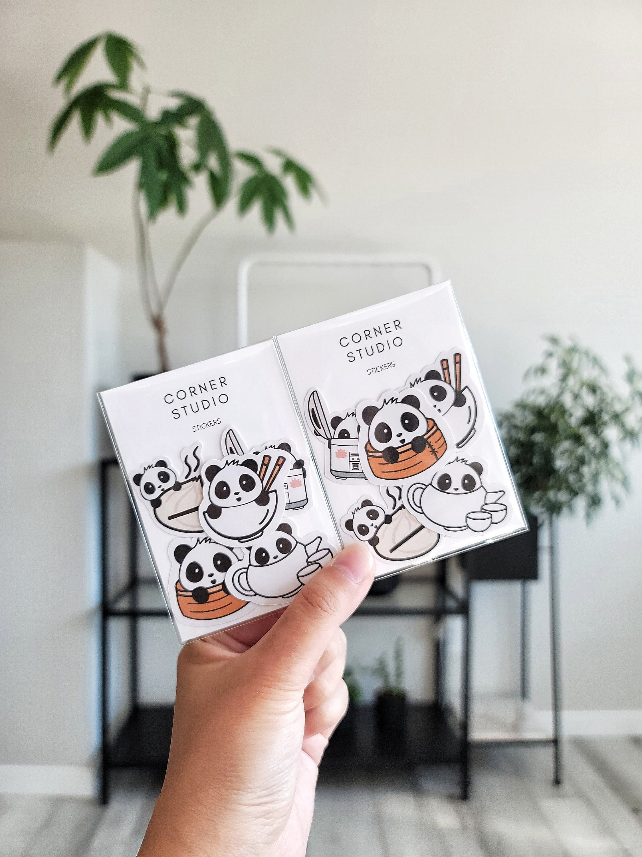 Sticker PC Bébé panda pour ordinateur portable - TenStickers
