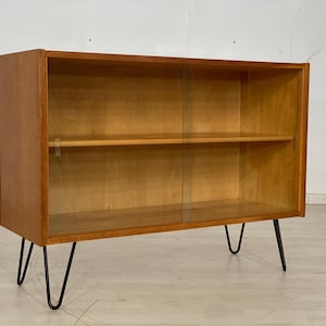 Jaren '60 vitrinekast dressoir compartimentkast etalagekast vintage highboard