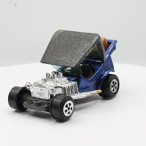 1970 Topper Johnny Lightning T.N.T.