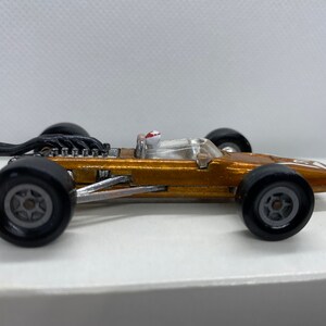 MAJORETTE - BRM - F1 - N°228 - BP - N°5 - ROUGE / RED - TRES BEL ETAT