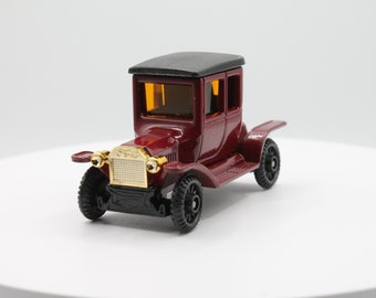1977 Tomica Type-T Ford No.F11