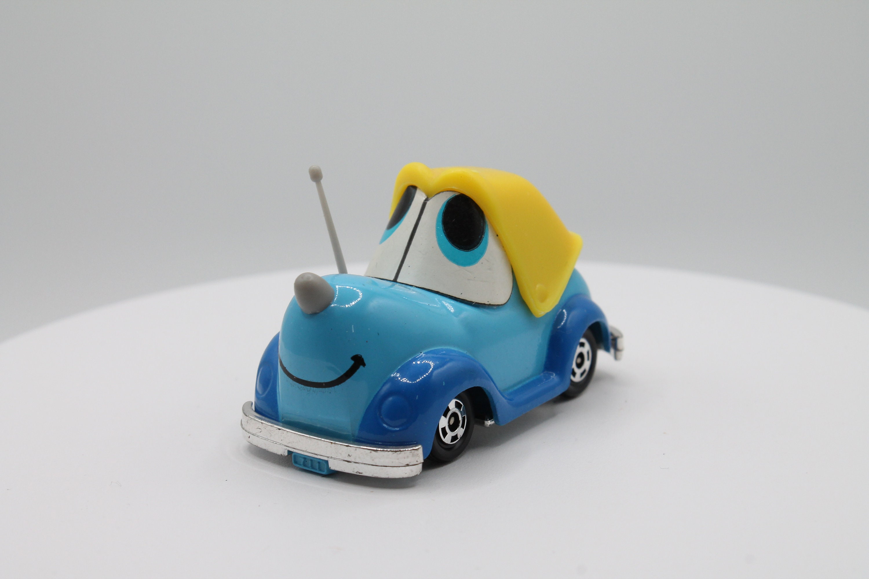1970 Tomica Walt Disney Productions Susie the Little Blue