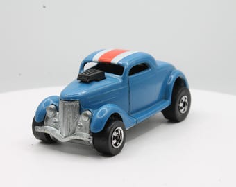 Vintage Hot Wheels Redline Seasider Truck Magenta 1969 Played-with