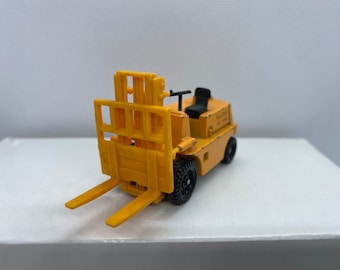 1974 Tomica Komatsu FD30 Forklift No.48