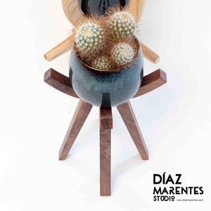 Dark walnut Plant stand indoor Wedding Gifts for her Hanging planter Indoor plant stand indoor Office decor Moder planter Plant pot stand