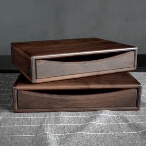 Floating nightstand set of 2 in solid american walnut, Nightstans set of 2, Nightstand pair, Bedroom set, Pair of nightstands, bedside table