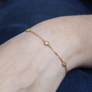14k Solid Gold Flower Moissanite Bracelet: Dainty Solitaire Jewelry