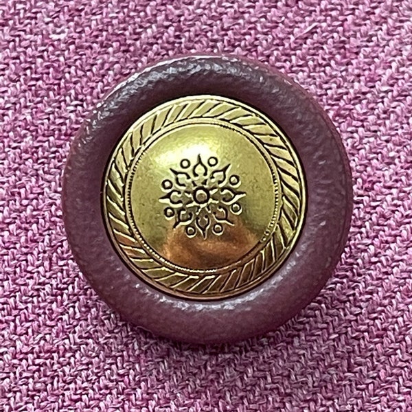 Mauve and Gold Flower Buttons, Floral Motif, 2cm Across, 2 cm, Round, Circular Button, Dressmaking, Sewing, Vintage Deadstock, Craft