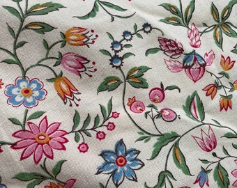 Pannelli in tessuto floreale multicolore vintage anni '50, Beige, Rosa, Blu e Verde, Tessuto dal design floreale delicato, Interni domestici, Fai da te