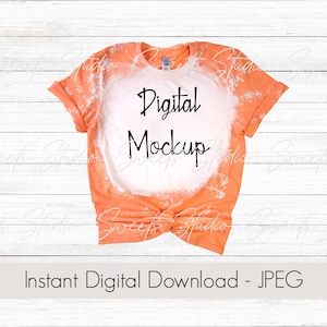 Puede incluir: Una camiseta naranja blanqueada con un círculo blanco en el centro. El texto "Digital Mockup" está escrito en negro dentro del círculo.