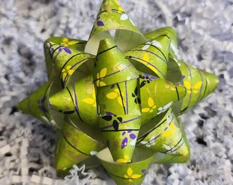 Gift bow - Green floral Chiyogami gift bow