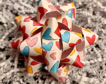 Gift bow - Multicolor hearts Valentine's Day paper gift bow