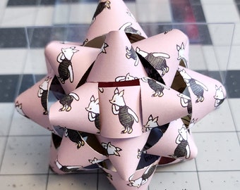 Gift bow - Piglet paper gift bow