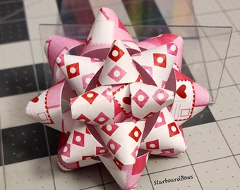 Gift bow - Pink hearts and love Valentine's Day paper gift bow